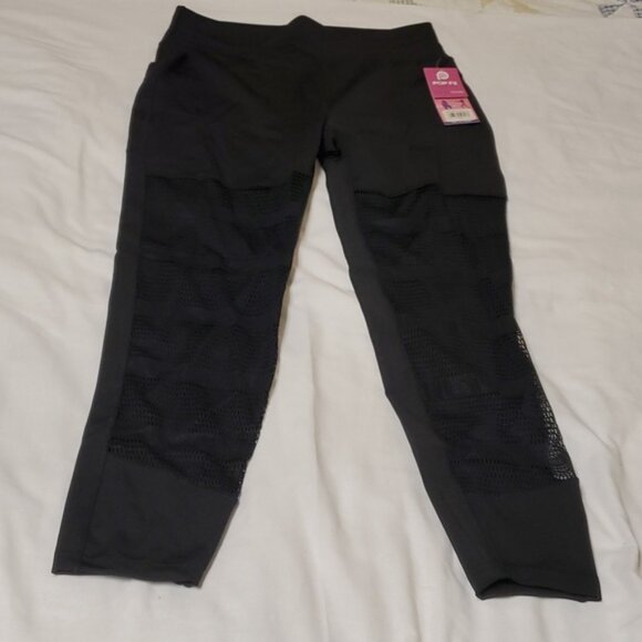 POP Fit 3-PACK Women's Leggings Set in Multicolor Size XL NWT - Picture 3 of 13